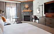 Bedroom 5 The Hythe, a Luxury Collection Resort, Vail