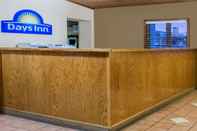 Lobi Days Inn by Wyndham West Allis/Milwaukee