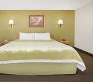 Bedroom 3 Days Inn by Wyndham Ogallala