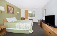 Bedroom 7 Days Inn by Wyndham Ogallala