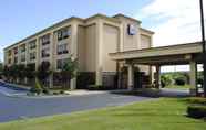 Bangunan 2 Comfort Inn Latham - Albany North