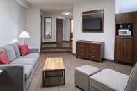 Ruang untuk Umum Four Points by Sheraton Detroit Novi