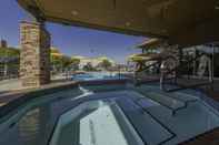 Kemudahan Hiburan Delta Hotels by Marriott Kamloops