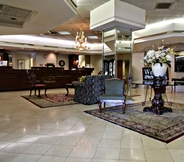 Lobby 2 Ramada Plaza by Wyndham Hagerstown