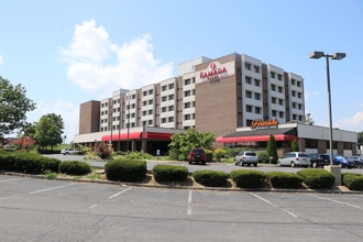 Exterior 4 Ramada Plaza by Wyndham Hagerstown