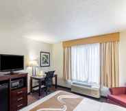 ห้องนอน 7 Quality Inn Milwaukee/Brookfield