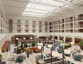 Lobby 2 Embassy Suites by Hilton San Luis Obispo