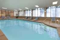 Swimming Pool Embassy Suites by Hilton San Luis Obispo