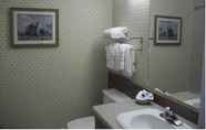 In-room Bathroom 6 Gold Country Inn and Casino by Red Lion Hotels