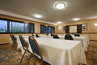 Functional Hall Best Western Plus Wine Country Inn & Suites