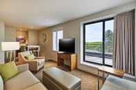 Common Space Delta Hotels by Marriott Dartmouth