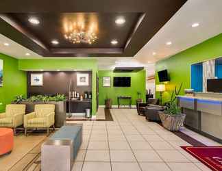 Sảnh chờ 2 Clarion Inn & Suites Russellville I-40