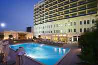 Swimming Pool M Grand Hotel - next to Msheireb Metro Station and Souq Waqif