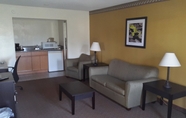 Common Space 2 Quality Inn & Suites Corinth West