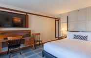 Kamar Tidur 2 The Charles Hotel