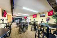 Bar, Cafe and Lounge Red Roof Inn & Suites Pigeon Forge - Parkway