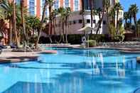 สระว่ายน้ำ Treasure Island – TI Las Vegas Hotel  Casino, a Radisson Hotel