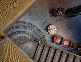 Lobby 2 25hours Hotel Terminus Nord