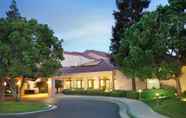 Exterior 2 Courtyard by Marriott Bakersfield