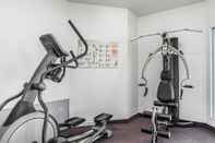 Fitness Center Quality Inn & Suites Garden of the Gulf