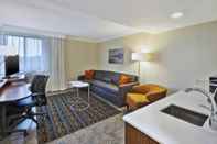 Common Space Fairfield by Marriott Inn & Suites Herndon Reston