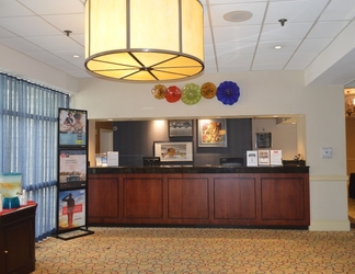 Lobby 2 Red Lion Hotel North Baltimore