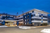 Luar Bangunan La Quinta Inn & Suites by Wyndham Minneapolis-Minnetonka