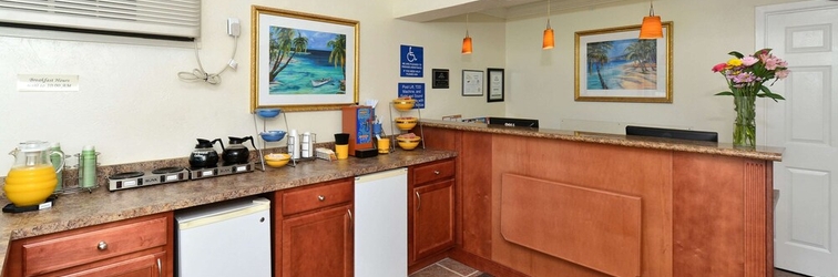 Lobby Americas Best Value Inn Bradenton Sarasota