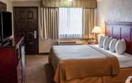 Bedroom 2 Quality Inn & Suites Fife Seattle