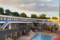 สระว่ายน้ำ Motel 6 Canon City, CO