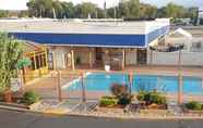 Swimming Pool 7 Motel 6 Canon City, CO