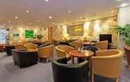 Bar, Cafe and Lounge 5 Britannia Leeds Bradford Airport Hotel