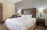 Phòng ngủ 6 Hampton Inn Columbus-West