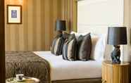 Kamar Tidur 4 The Chelsea Harbour Hotel and Spa