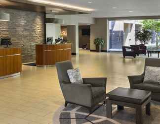 Lobby 2 Sheraton Vancouver Airport Hotel