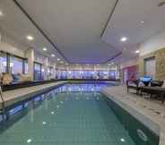 Swimming Pool 5 Clayton Hotel Düsseldorf City Centre