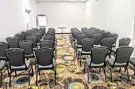 ห้องประชุม Holiday Inn Danbury-Bethel at Interstate 84, an IHG Hotel