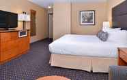 Bedroom 5 Best Western Plus Regency Inn & Conference Centre