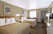 Bedroom 2 Days Inn by Wyndham Provo