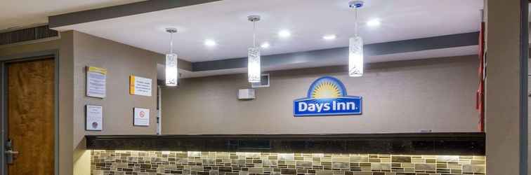 Lobby Days Inn by Wyndham Florence Cincinnati Area