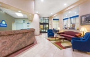 Lobi 3 Days Inn by Wyndham Mocksville