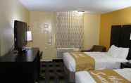 Bedroom 6 Days Inn by Wyndham Canton