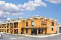 Exterior Econo Lodge Midtown