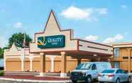 Bangunan 7 Quality Inn