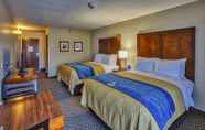 Bedroom 2 Comfort Inn Edwardsville - St. Louis