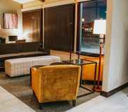 Lobi 7 Best Western Sunridge Inn & Conference Center