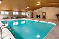 Swimming Pool Quality Inn & Suites Metropolis I-24