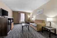 Common Space Quality Inn & Suites Lafayette I-65