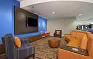 Lobby 3 Courtyard by Marriott Rockaway Mount Arlington