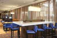 Bar, Cafe and Lounge Courtyard By Marriott Shelton